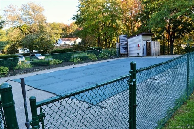 Foto del edificio - 3699 Broadbridge Ave