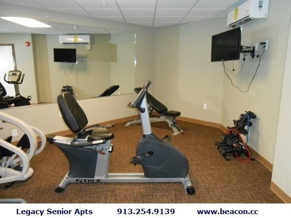 Foto del edificio - 2 br, 1 bath Apartment - 18725 W 119th St