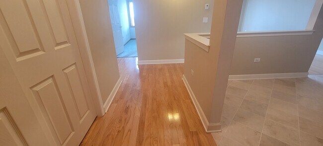 Foto del edificio - 675 Pearson St