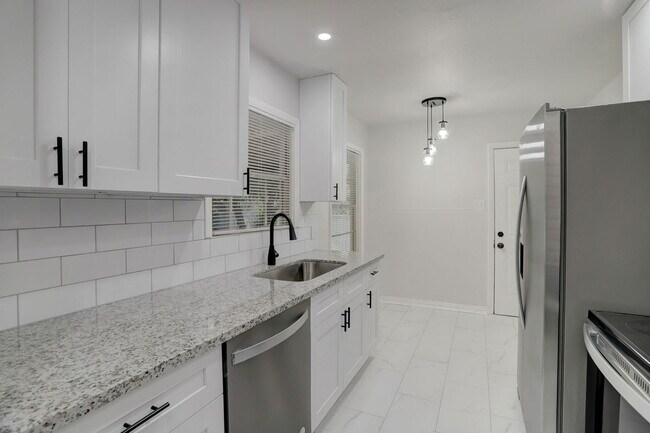 Foto del edificio - 1009 15th Ave N