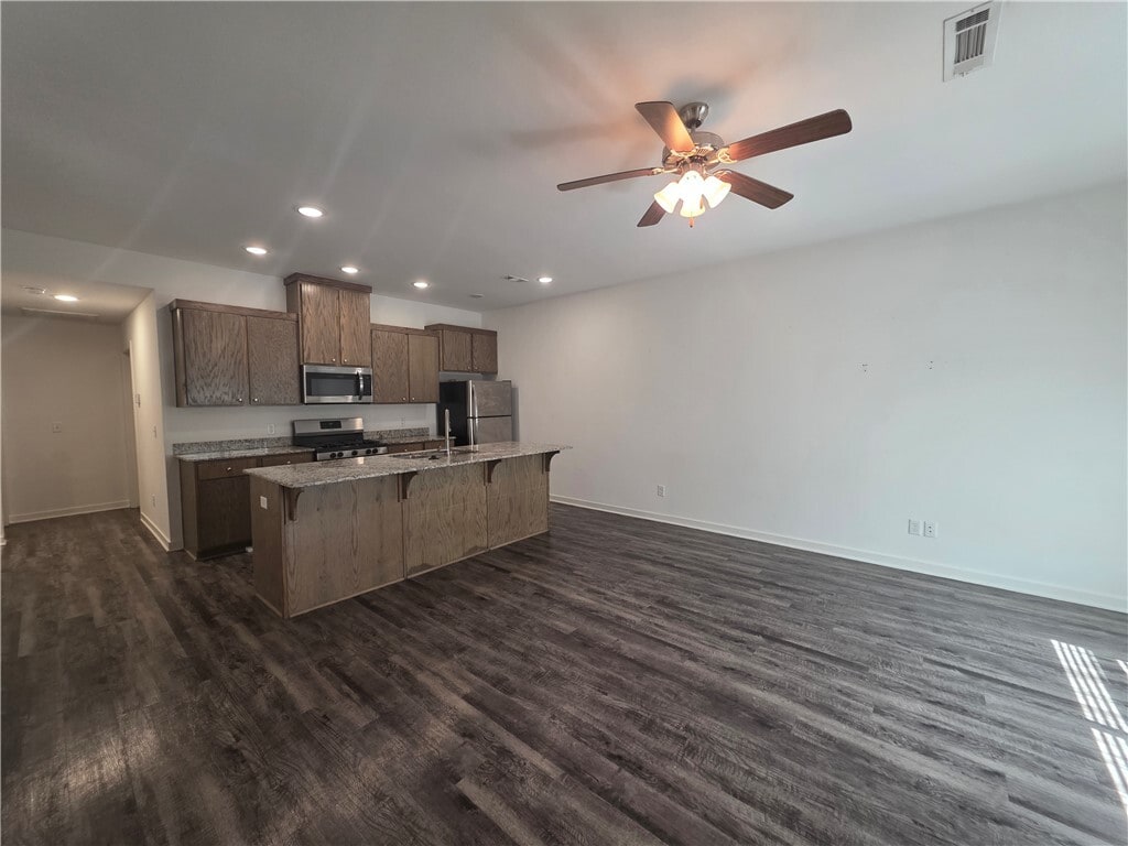 Building Photo - 320 Westbrook Ct