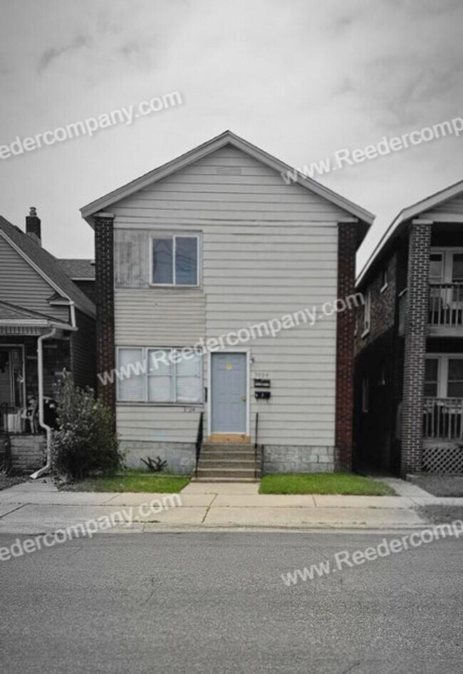 Foto del edificio - 3824 Parrish Ave