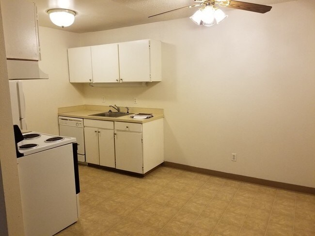 Foto del edificio - 3875 Liberty Rd S