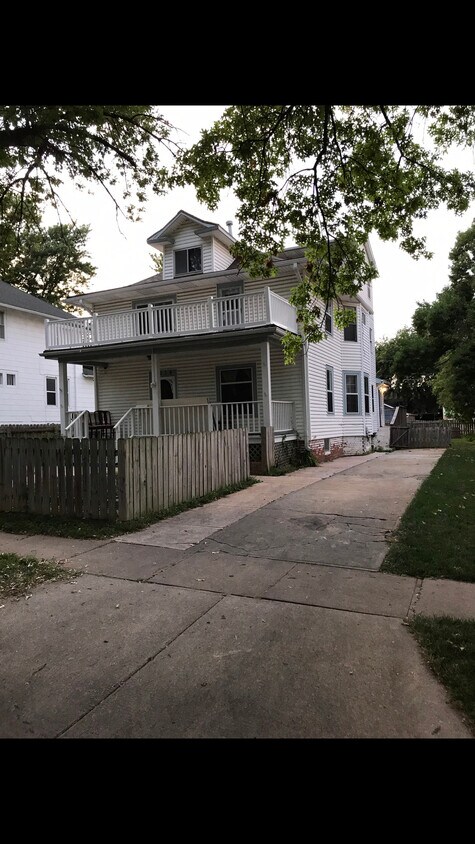 Primary Photo - 5634 Corby St