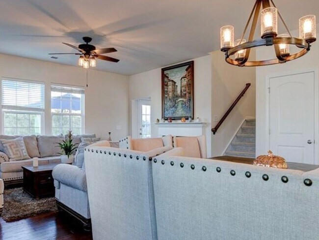 Foto del edificio - 4107 Hickory View Dr