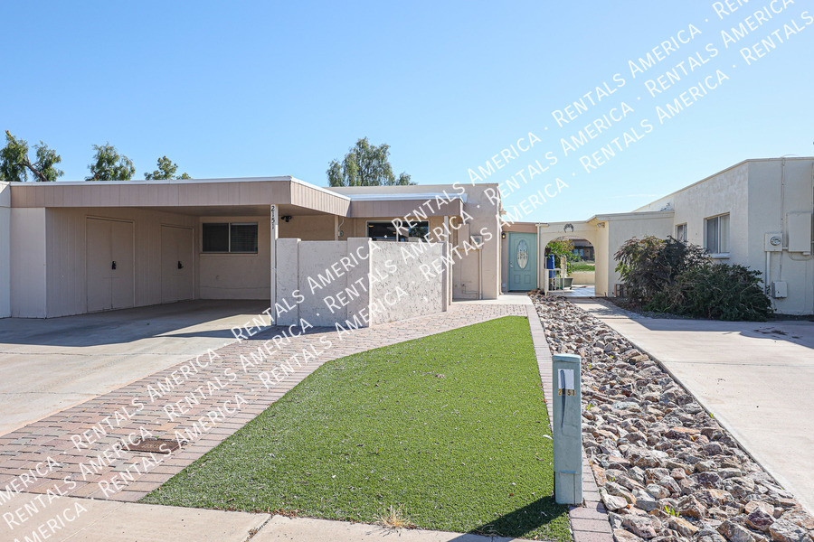 Primary Photo - 2BR Townhome on the Golf Course With View ...
