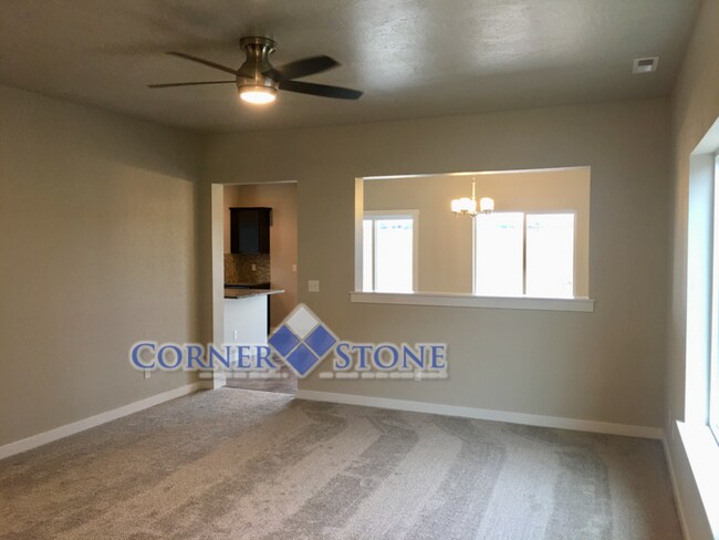 Foto del edificio - Beautiful Home in the Baraya Subdivision!