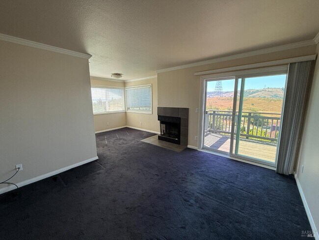 Foto del edificio - 310 Spyglass Pkwy