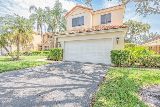 Building Photo - 2675 Oak Park Cir