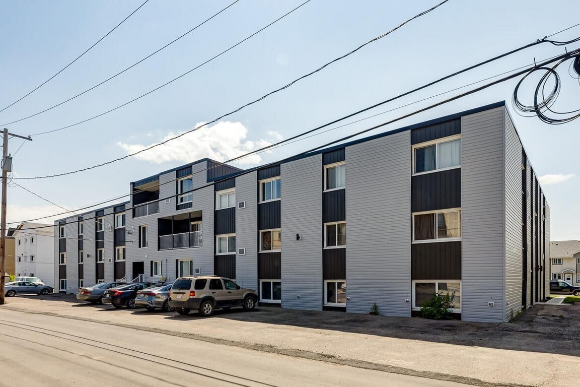 Building Photo - Elsey Manor