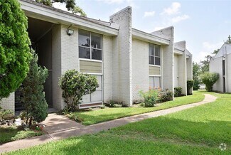 Building Photo - 1950 Spenwick Dr