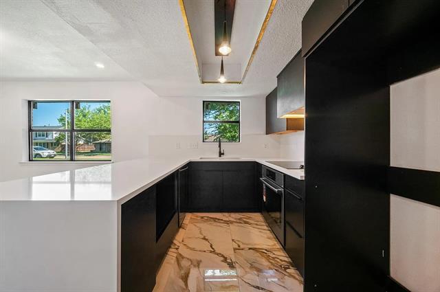 Foto del edificio - 2500 Laurel Ln