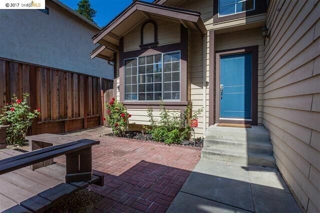 Foto del edificio - There Is No Place Like Home Like a Big Home