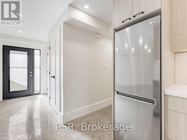 Photo du bâtiment - 33 Parkway Ave