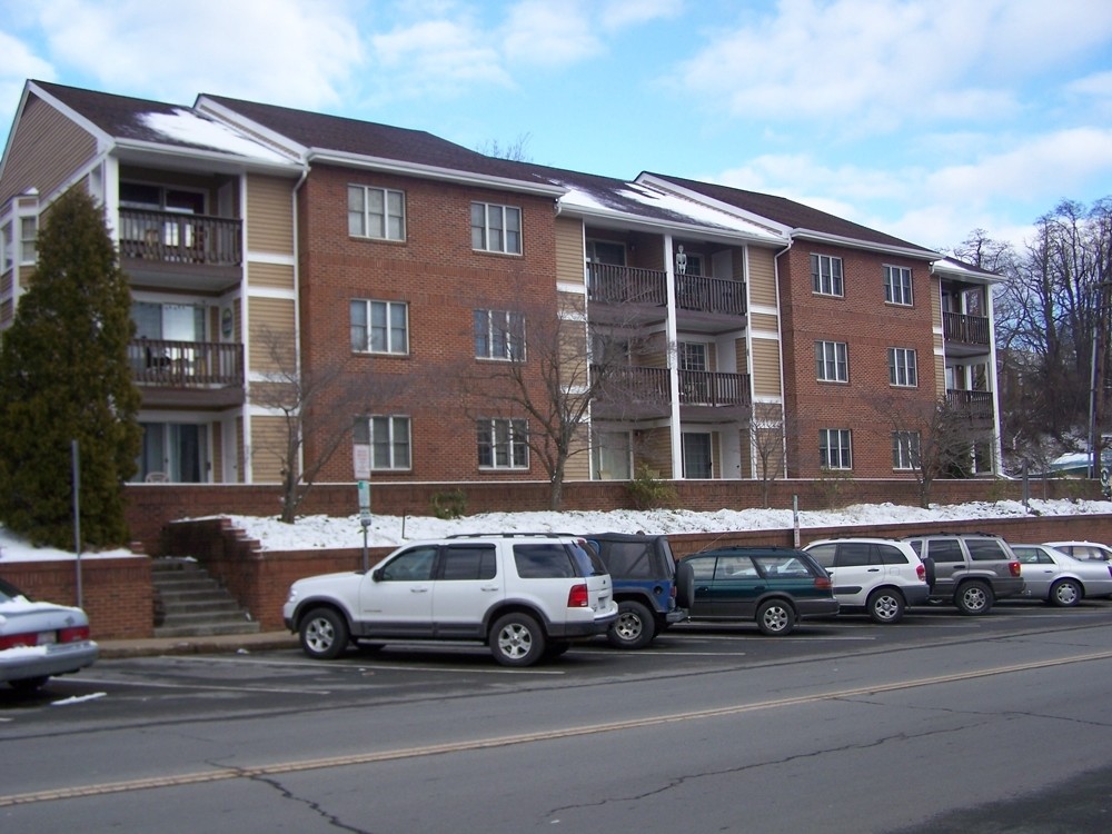 Primary Photo - Daniel Boone Condominiums