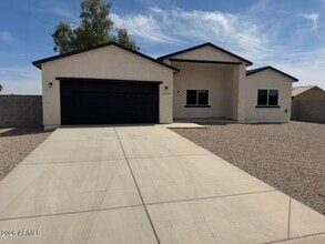 Building Photo - 15235 S Country Club Dr