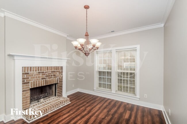 Building Photo - 209 Nottingham Dr