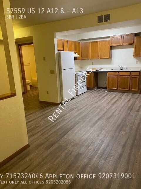 Building Photo - S7559 US-12