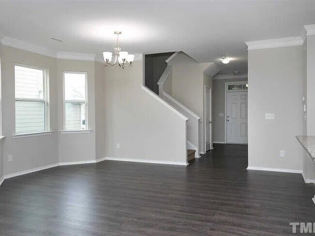 Foto del edificio - 5602 Black Maple Dr