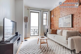 Building Photo - 72 Willoughby St