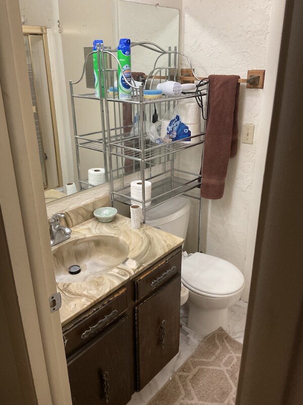 Foto del edificio - 13005 Lowell Ct