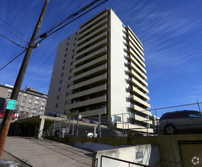 Building Photo - Avalon Apartments