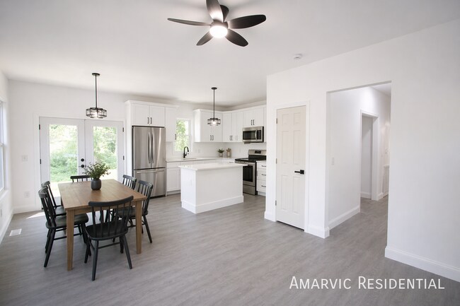 Foto del edificio - 621 Singletary St SE