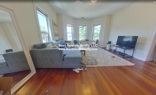 Foto del edificio - 156 School St