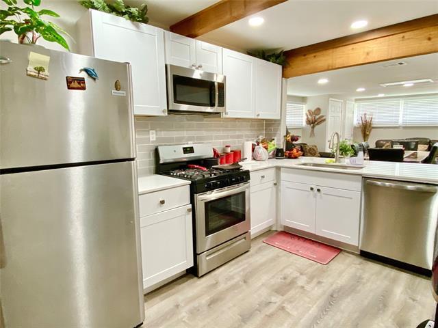 Foto del edificio - 1401 Carswell Terrace
