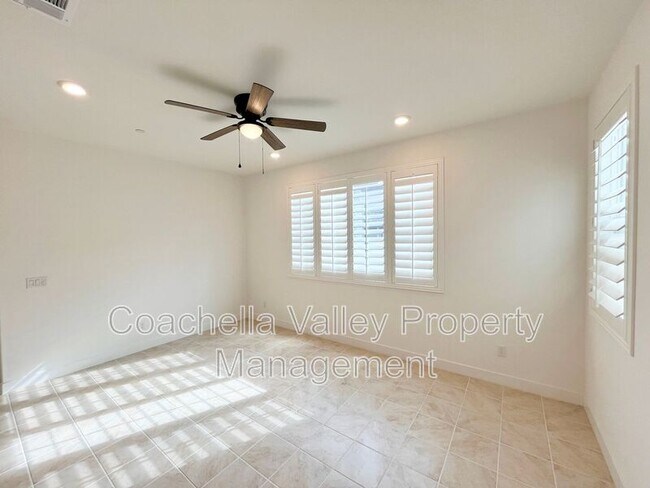 Foto del edificio - 76279 Cambridge Dr