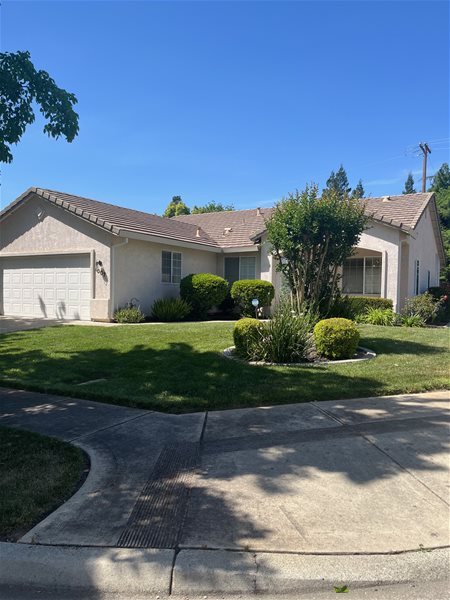 Primary Photo - 1007 Mariposa Dr