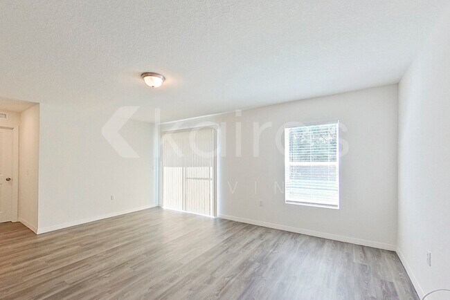 Building Photo - 8845 102nd Ave