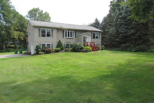 Building Photo - 92 Velie Rd