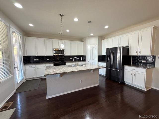 Building Photo - 5015 S Wenatchee St