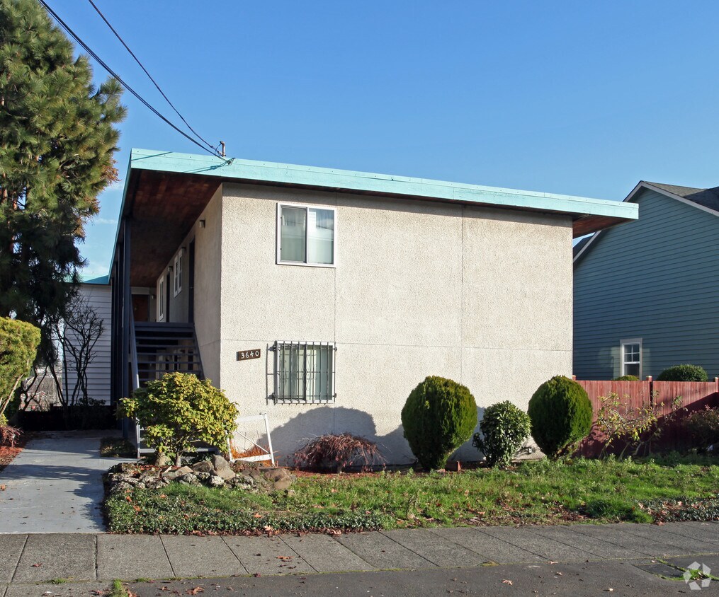 3640 Whitman Ave, Seattle, WA 98103 Apartments in Seattle, WA