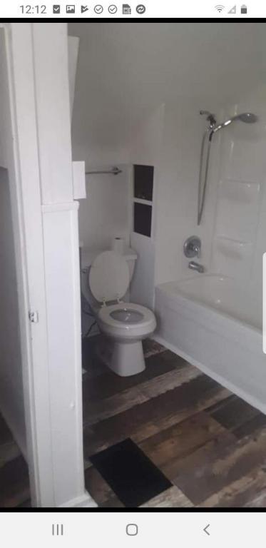 Foto del edificio - 228 E Lawrence St,