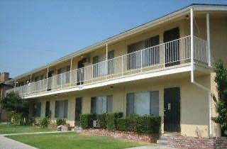 Foto principal - 11333 Victory Blvd