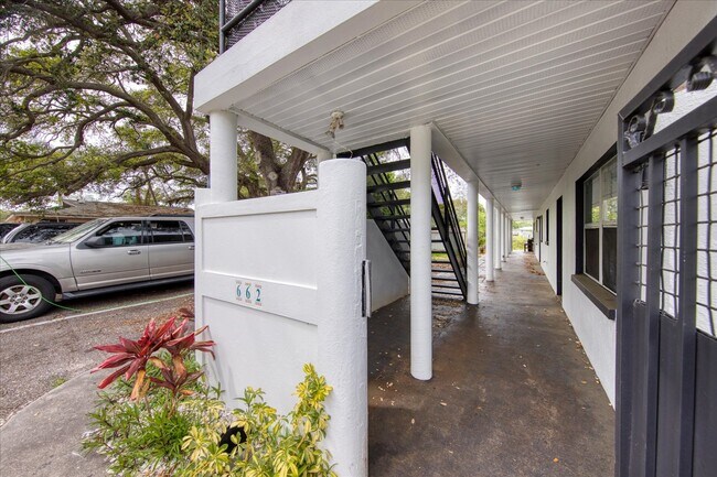 Foto del edificio - 662 Union Street, Unit 2C