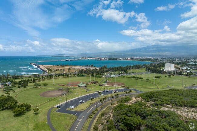 An aerial view of Keopuolani Regional Park