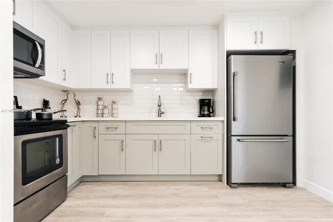 Foto del edificio - 2160 NW 18th Terrace