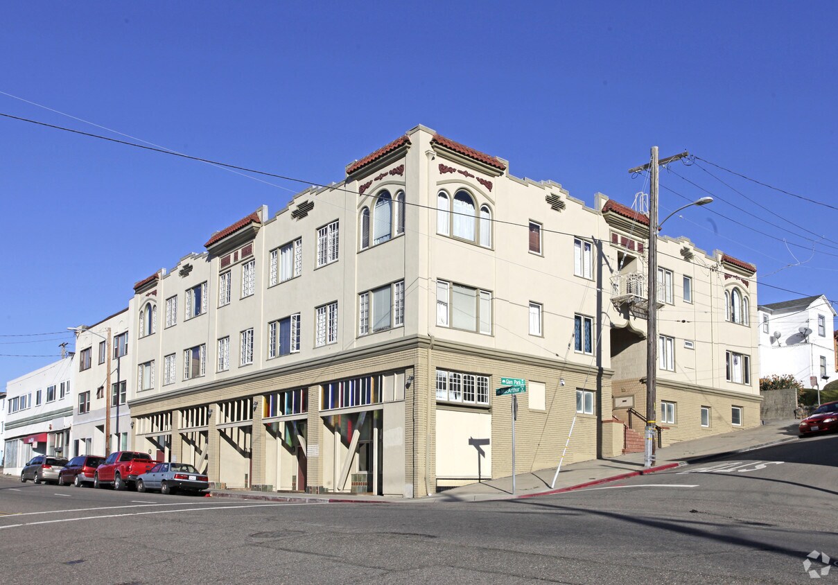 Primary Photo - Glen Park Apartments