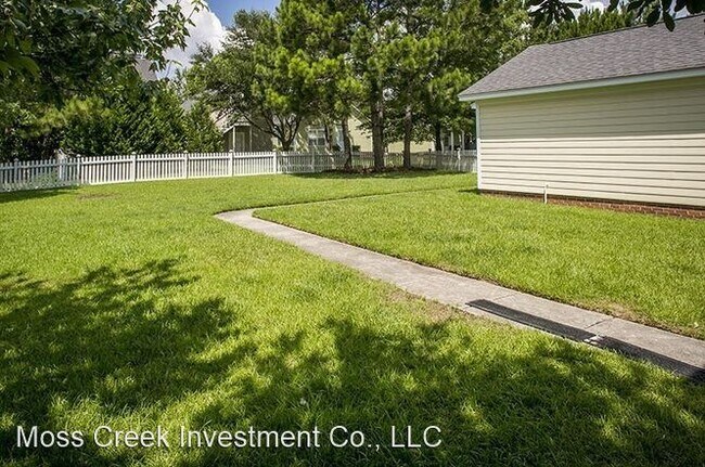 Building Photo - 3 br, 2.5 bath House - 1401 Elfe Street
