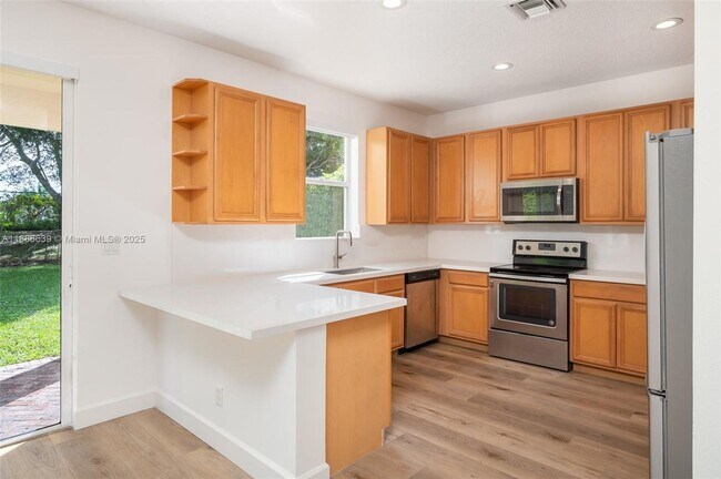 Foto del edificio - 19282 Seneca Ave