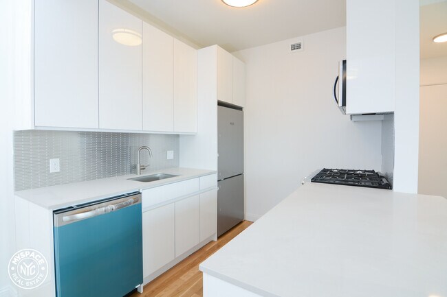 Foto del edificio - 1127 Flatbush Ave