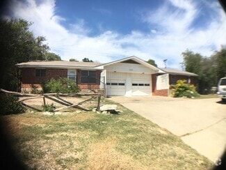 Building Photo - 101 Ranchero Rd