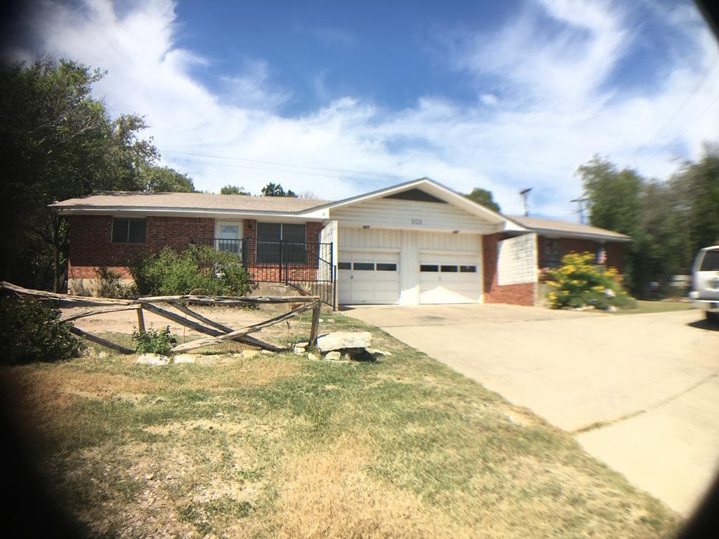 Primary Photo - 101 Ranchero Rd