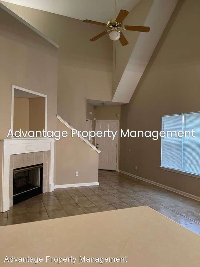 Building Photo - 3 br, 2.5 bath House - 3911 Gavick Cv.