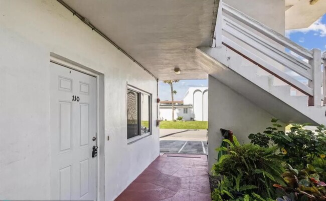 Foto del edificio - 1330 NW 43rd Ave