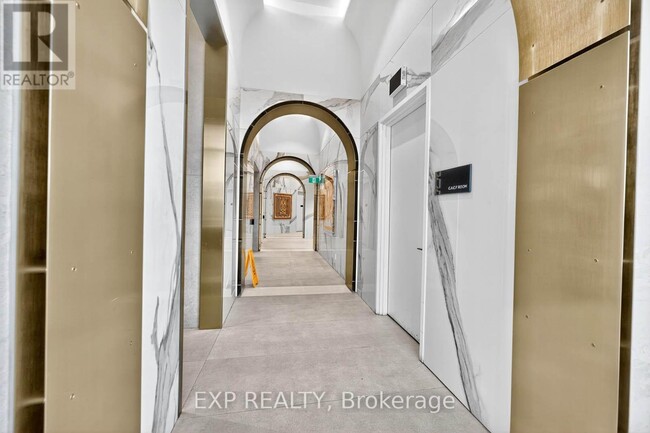 Building Photo - 1000 Portage Pkwy