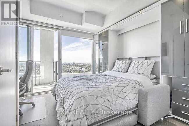 Photo du bâtiment - 5 Soudan Ave